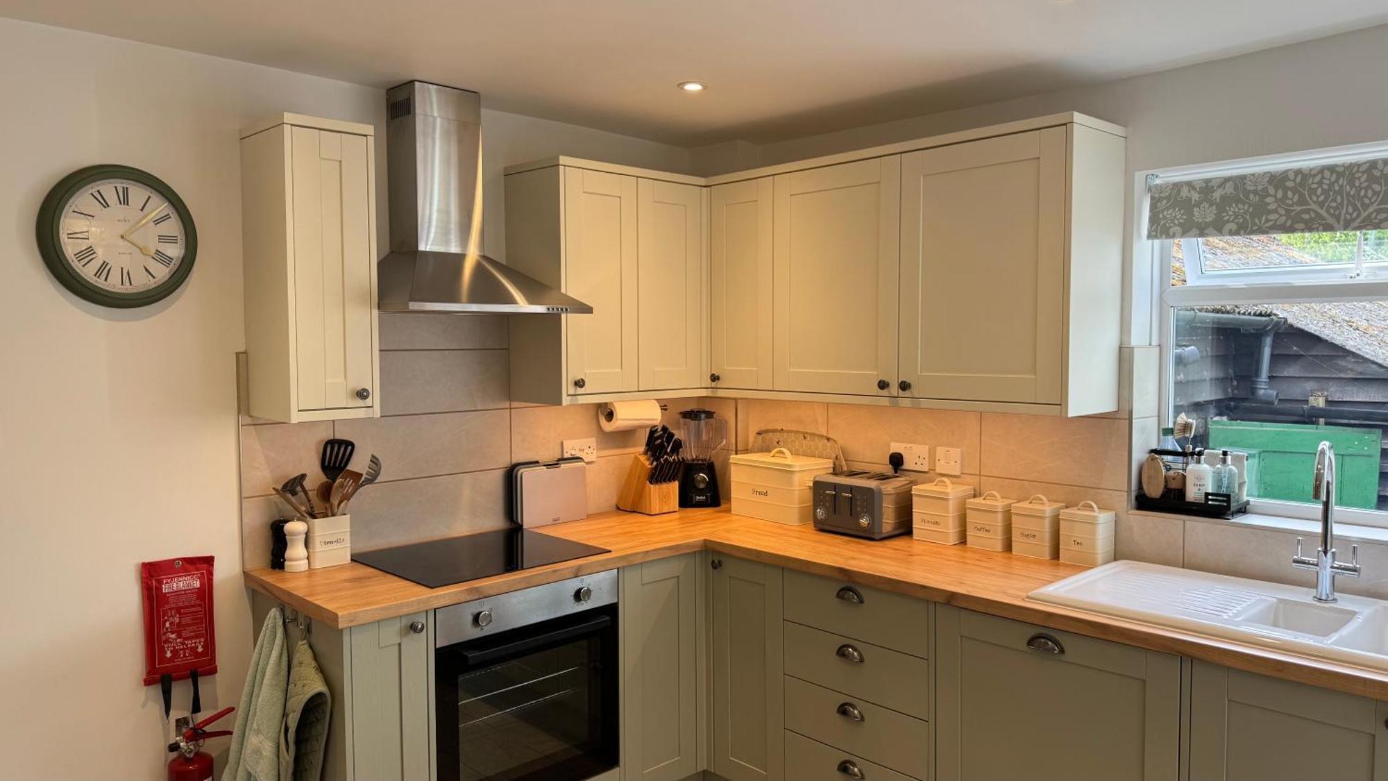 3 Bed Spa Cottage Southwater Eksteriør bilde
