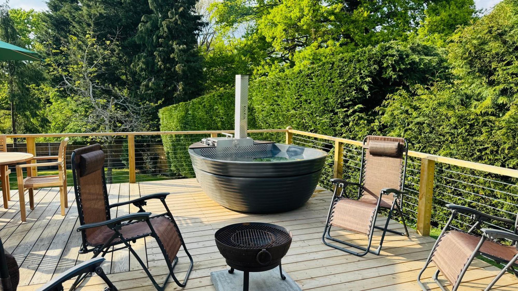 3 Bed Spa Cottage Southwater Eksteriør bilde